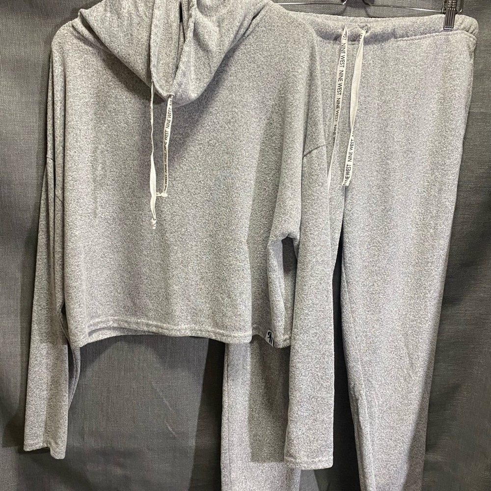 Nine West Heather Gray 2 Piece Lounge Wear